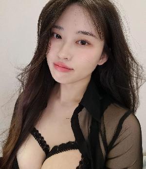 白嫩水润闷骚型幺妹