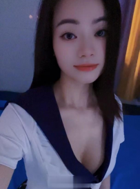 肤白大胸少妇茉莉