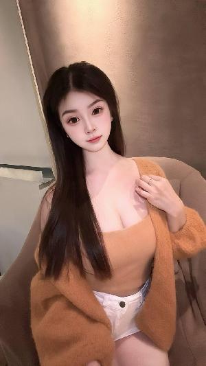 开发妙龄香臀美乳妹子