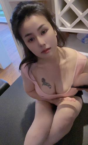 珠圆玉润大奶少妇