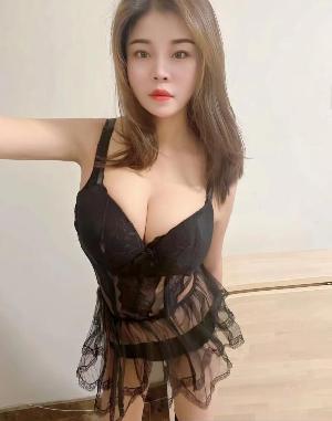 东晓南巨乳情趣欲姐