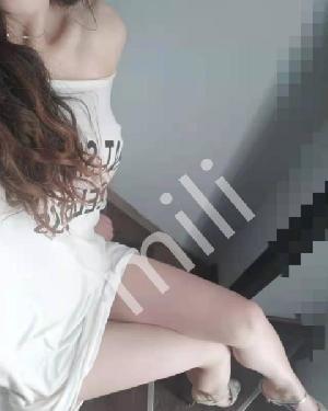 市中心自聊长腿御姐