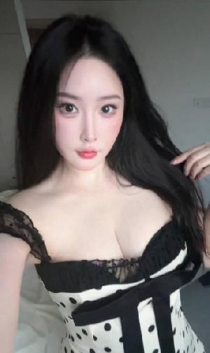 滨湖大胸表姐