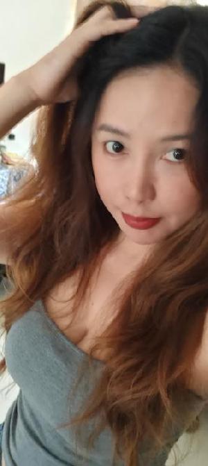 滘口大胸少妇淡淡