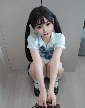 户外女友朵朵酱