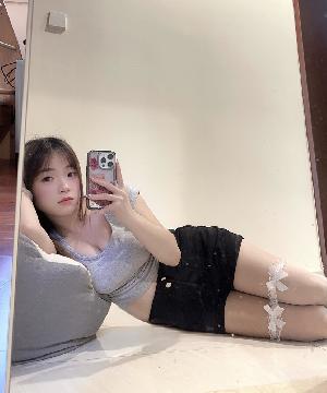 深圳性感粉嫩身材非常棒的老师