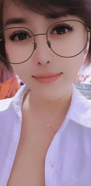 良家小少妇口活非常好。