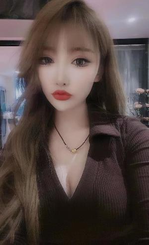 服务系轻熟妹子