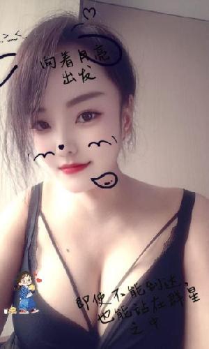 新街口小姐姐
