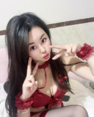 甜美少妇