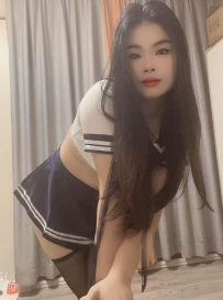 布吉长龙刚来的小美女