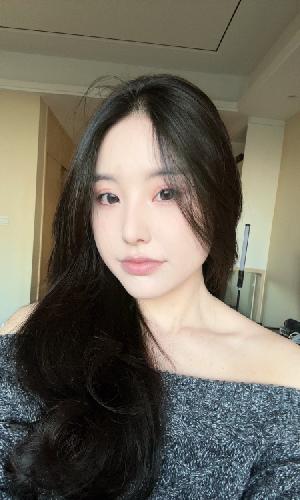 健身腹肌女郎悠悠老师