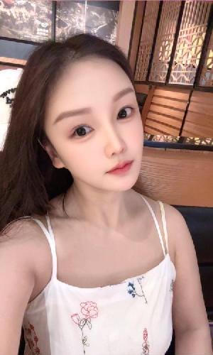 白云潇潇