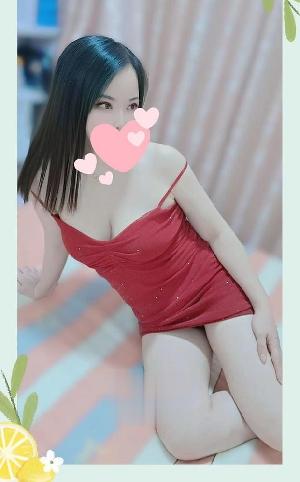 大奶少妇轩轩