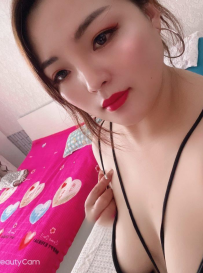 丰满大胸诱惑小怡