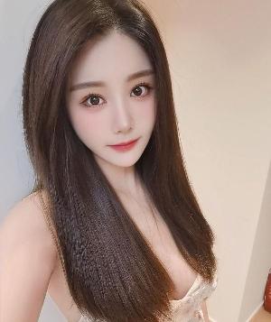服务贴心大胸嫩妹绾绾