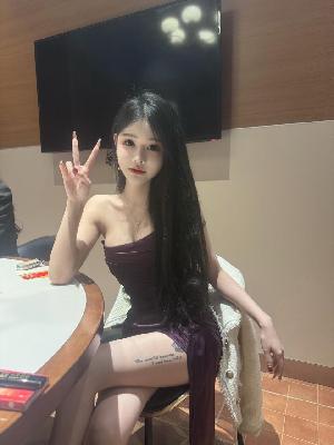 小骚物床上很有一套