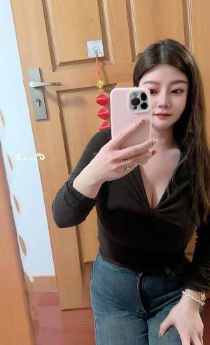 夫子庙新人菲儿