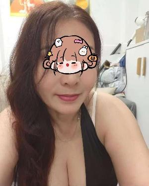 主打三通的熟妇