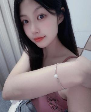 温柔听话粉嫩妹妹
