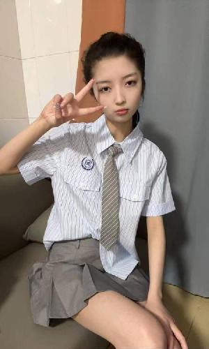 刚下海小姐姐