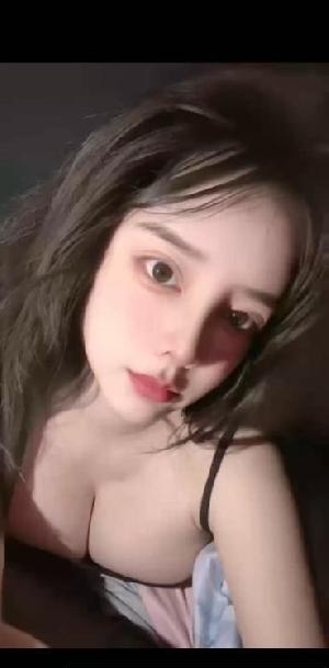 巨乳肉丸子