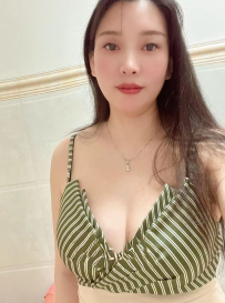 大胸翘臀少妇