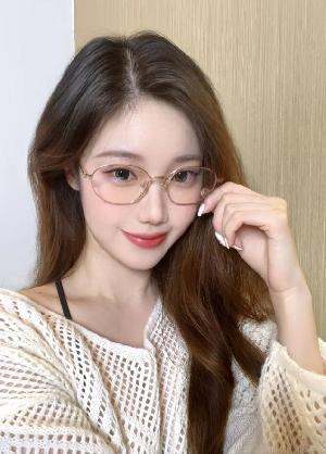 清秀姑娘高颜值必须盘她