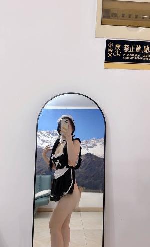 常州粉嫩骚货小姐姐