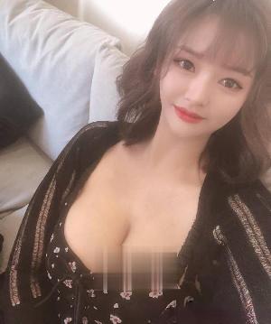 滨江清纯丰满大波妹