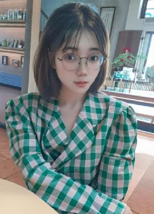 眼镜少妇野子