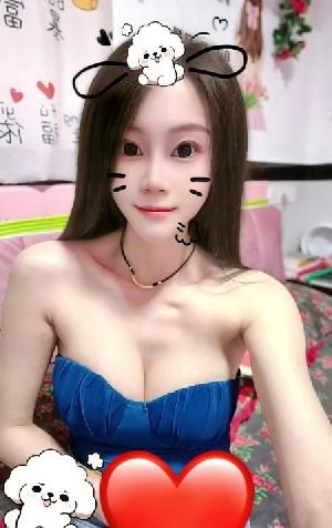 三通巨乳黑长直