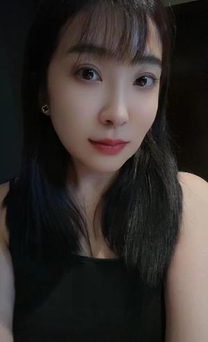 白净少妇云朵
