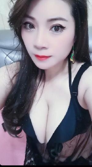 延平门大熊少妇