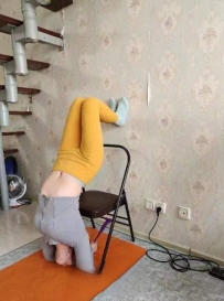 新街口瑜伽美女