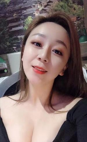 万达服务女冰冰