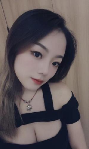性价比服务控大胸妹