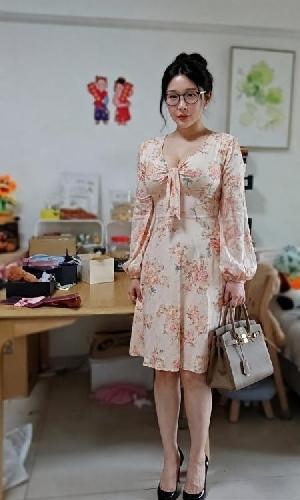 大屁股字母反差少妇