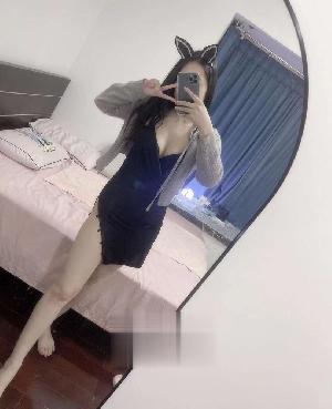 余杭性感苗条小少妇