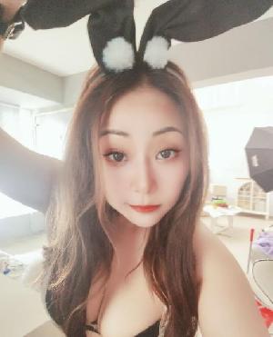 江南西丰满骚妇小优