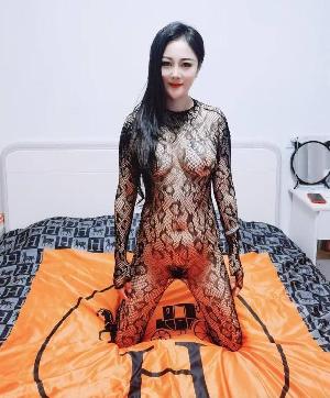 后入大奶肥臀姐姐
