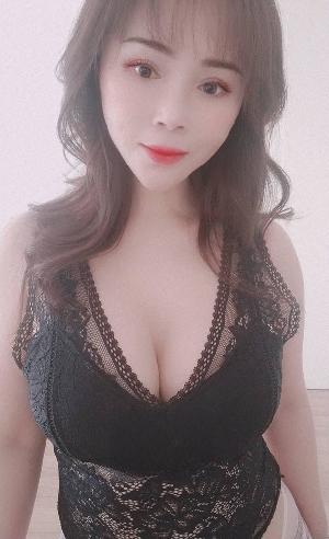 新资源轻熟小姐姐