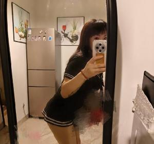 服务系熟女玲玲