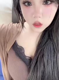 很骚的一个小姐姐