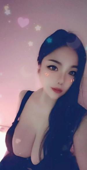F奶茶小姐姐
