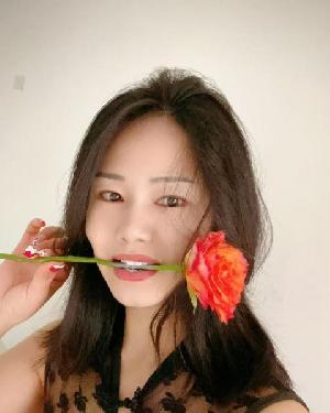 南山美容师留留