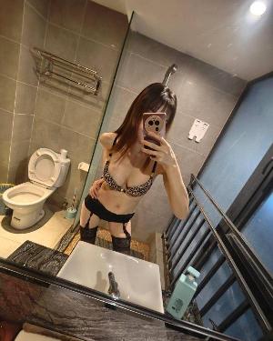 天府街茉莉老师