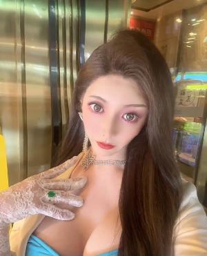 性感天使带把女孩