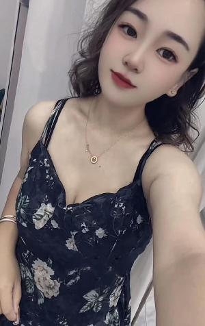 人水多多小姐姐