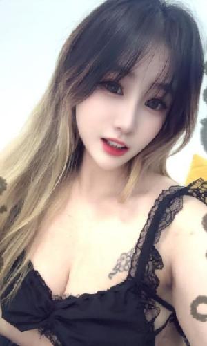 天河潮喷大腚妹